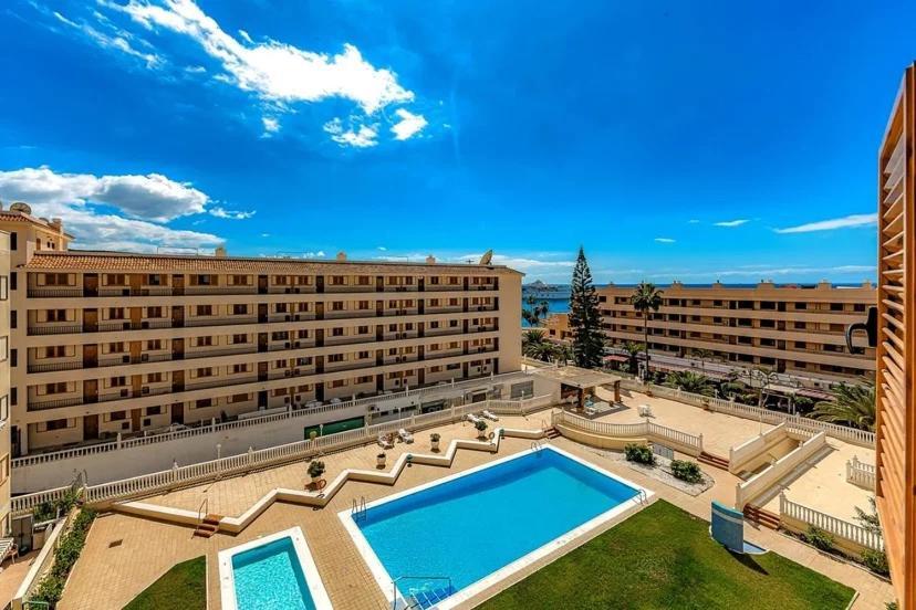 Tenerifeopenhome Bright Penthouse On The Beach Los Cristianos Arona  Exterior photo